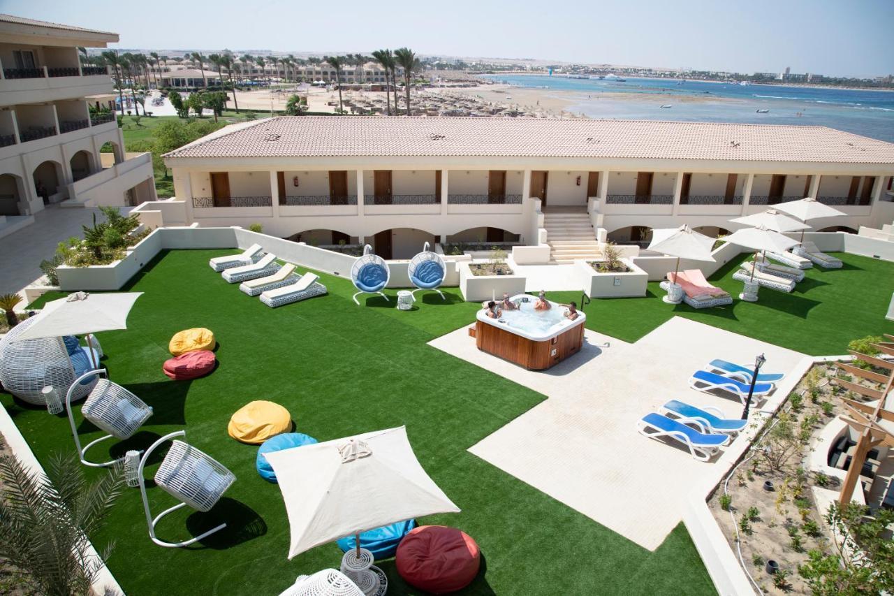 Cleopatra Luxury Beach Resort Makadi Bay - Adults Only フルガダ エクステリア 写真
