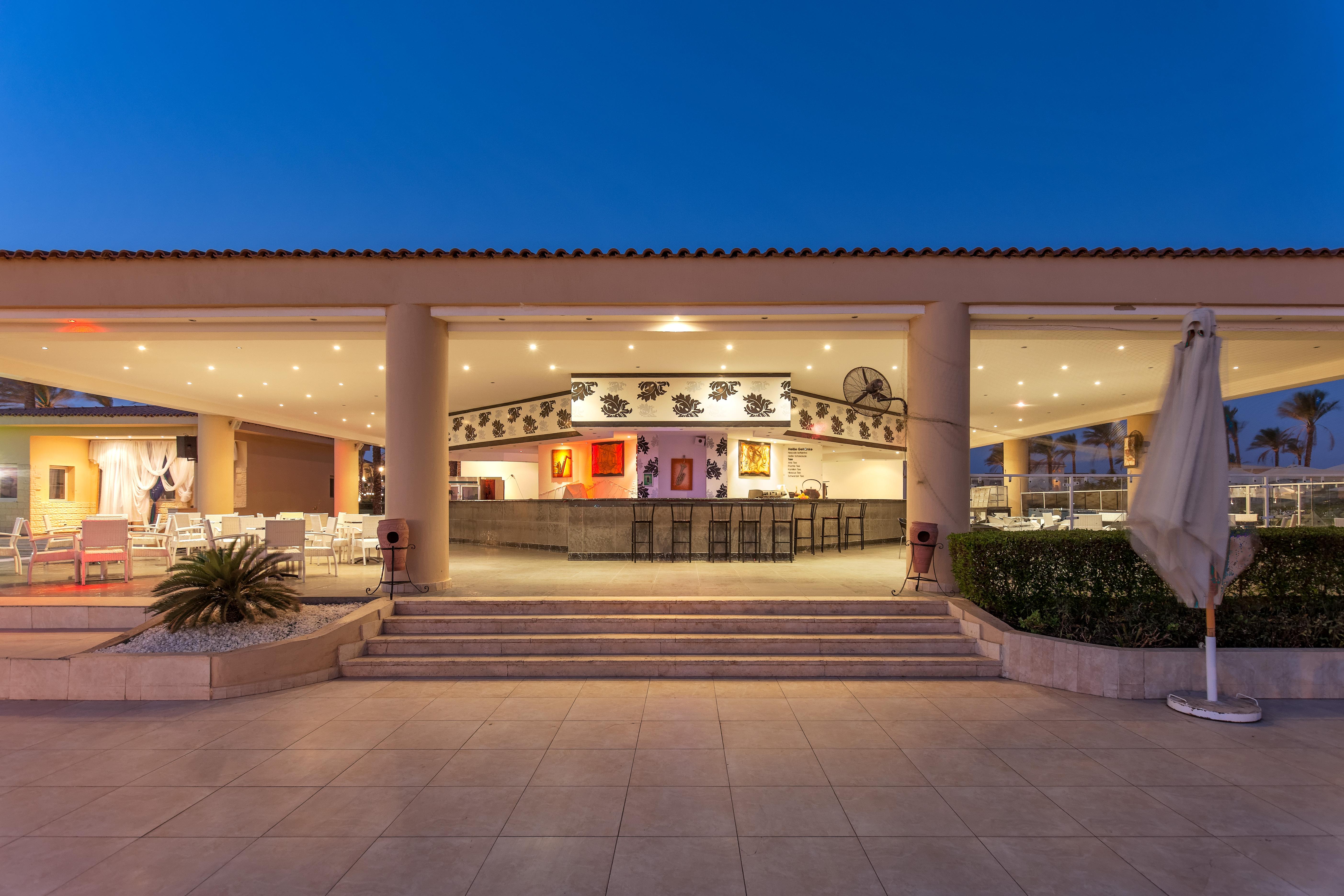 Cleopatra Luxury Beach Resort Makadi Bay - Adults Only フルガダ エクステリア 写真