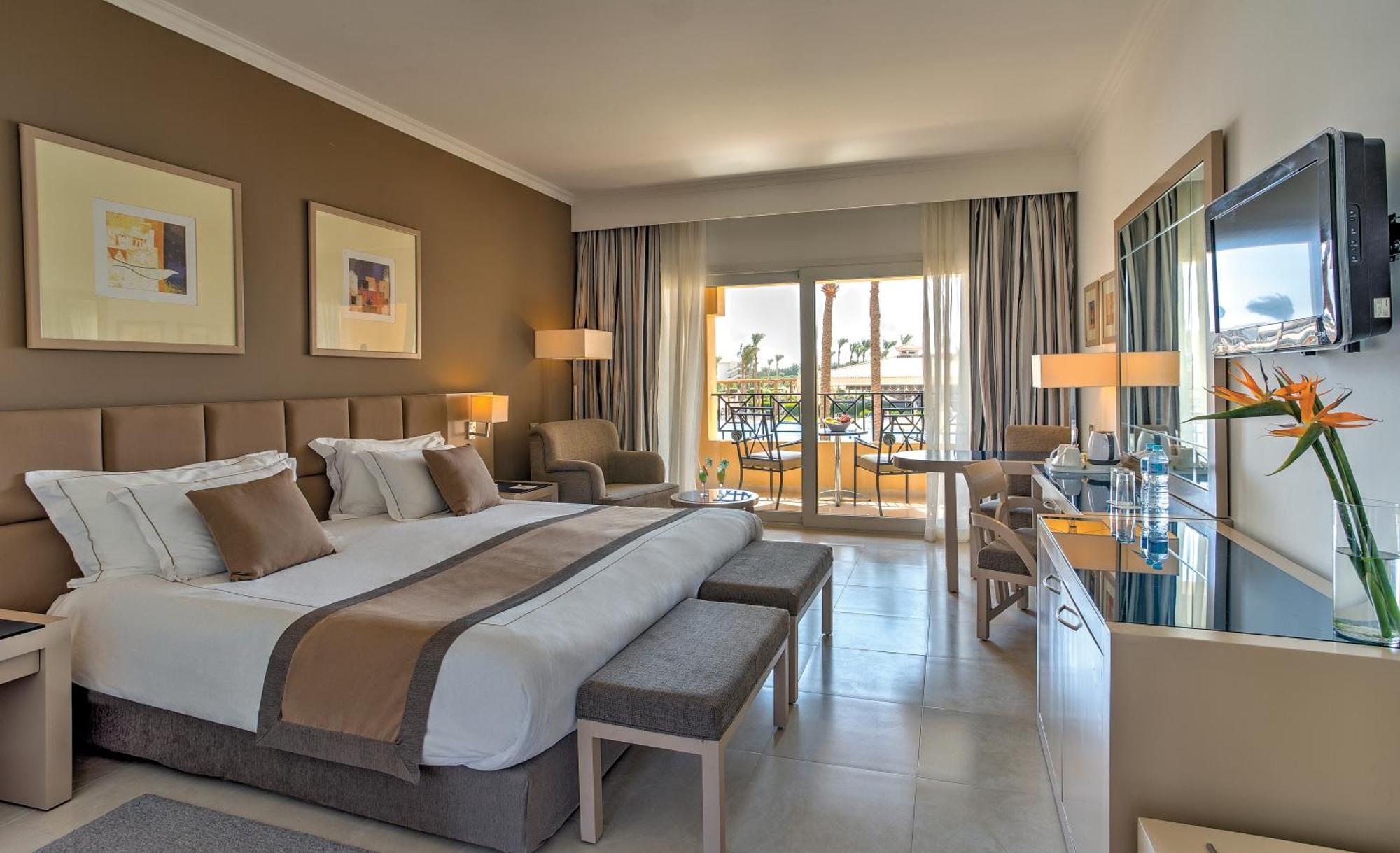 Cleopatra Luxury Beach Resort Makadi Bay - Adults Only フルガダ エクステリア 写真